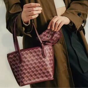 NEW Retail $398 Genuine Leather Geometric Russo Patterned Tote Bag